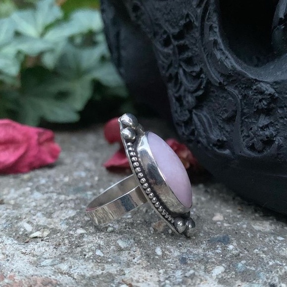 Pink Quartz Sterling Silver Ring - Picture 2 of 3